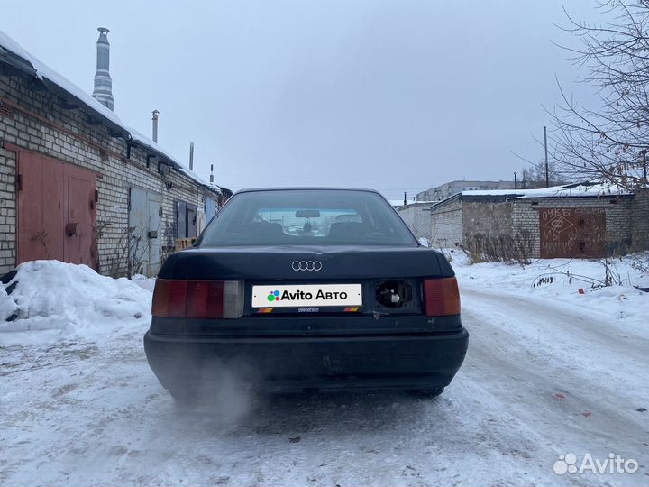 Audi 80 1.8 МТ, 1991, битый, 300 000 км