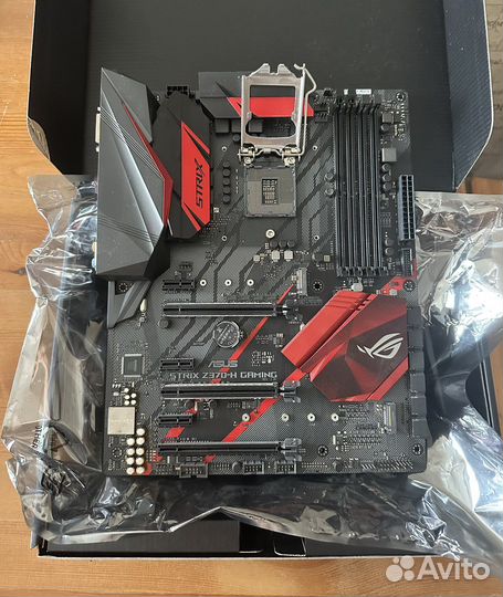 Материнская плата asus ROG strix Z370-H gaming