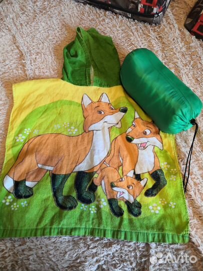 Спальный мешок и полотенце с капюшоном