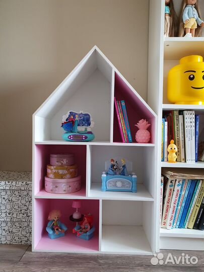 Домик кукольный