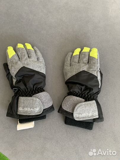 Перчатки спортивные