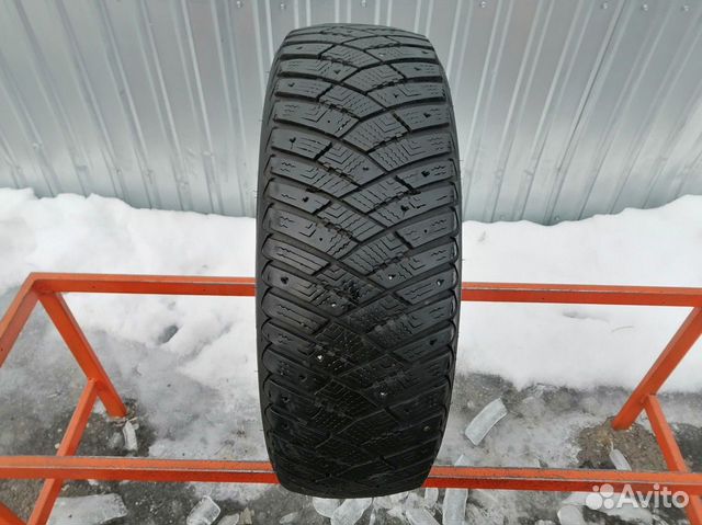 Goodyear Ultragrip Ice Arctic 195/65 R15 104T