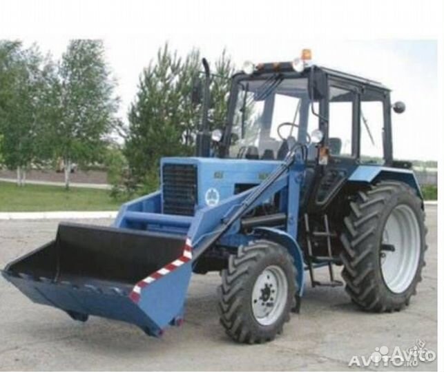 Аренда трактора с водителем