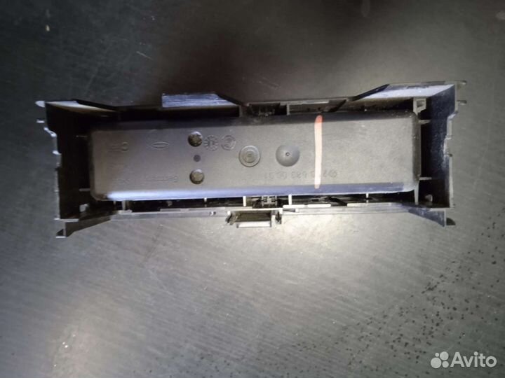 Ящик передней консоли Mercedes Benz W210 W220