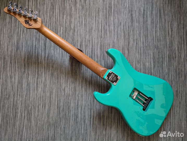 Schecter Nick Johnston Trad страт с модификациями