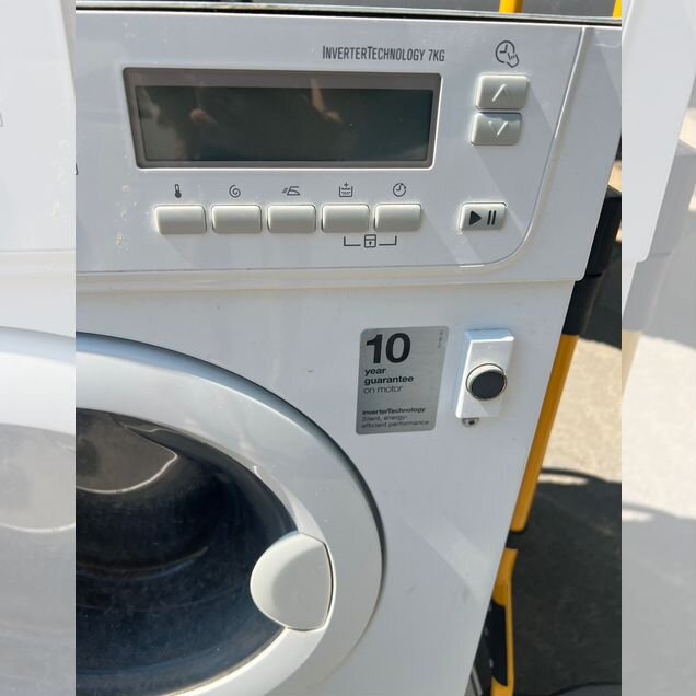 Стиральная машина Electrolux EWF1676GDW встроенная