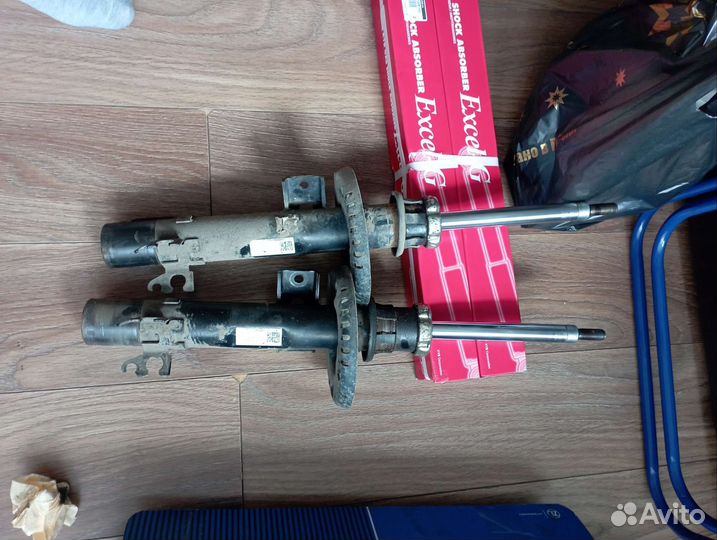 Амортизаторы Шкода Рапид