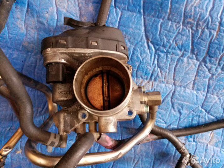 Дроссельная заслонка Volkswagen Golf 4 1J 1.6