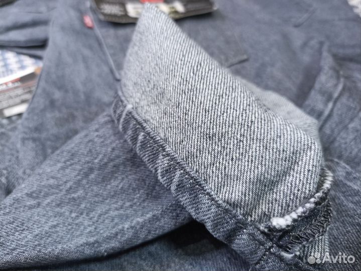 Джинсы серые Levis 501