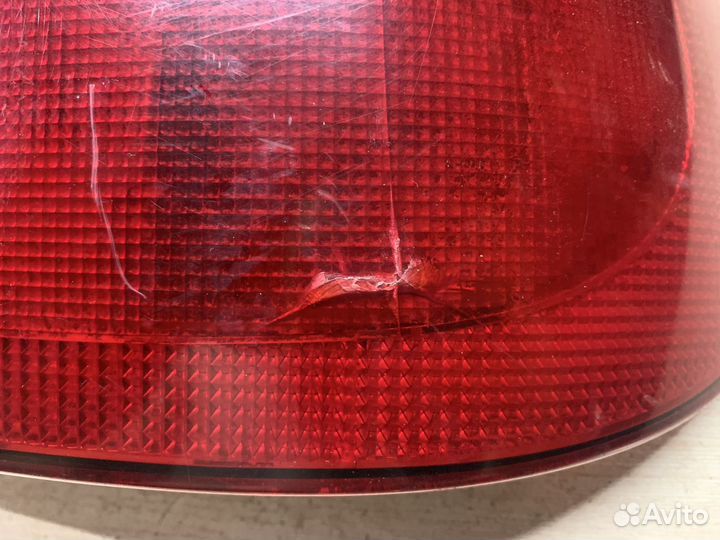 Фонарь правый renault megane 1