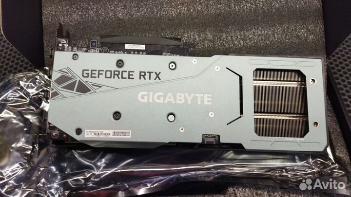 Видеокарта Gigabyte GeForce RTX 3060 12 Гб