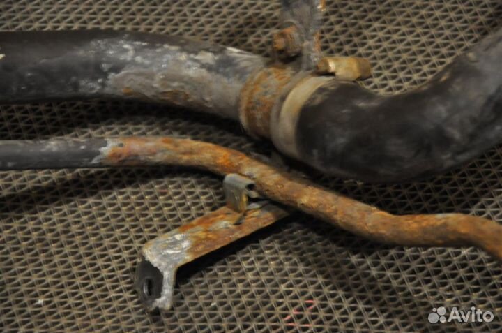 Горловина топливного бака Lexus IS250 GSE20