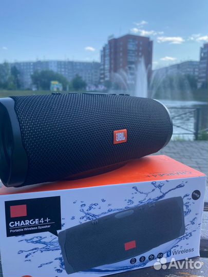 Портативная колонка jbl