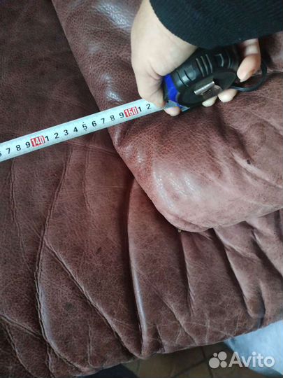 Кожаный диван бу