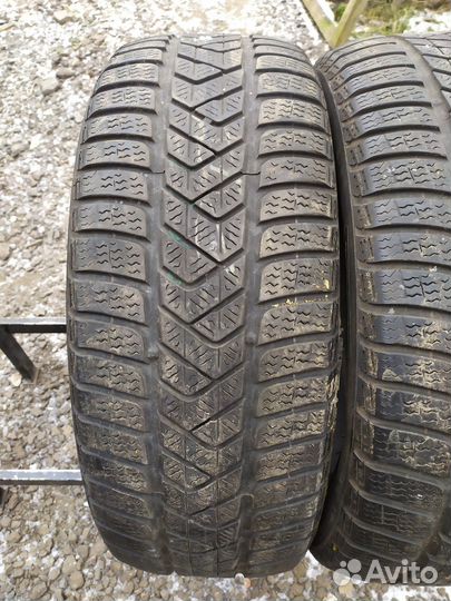 Pirelli Winter Sottozero 3 225/50 R18 98H