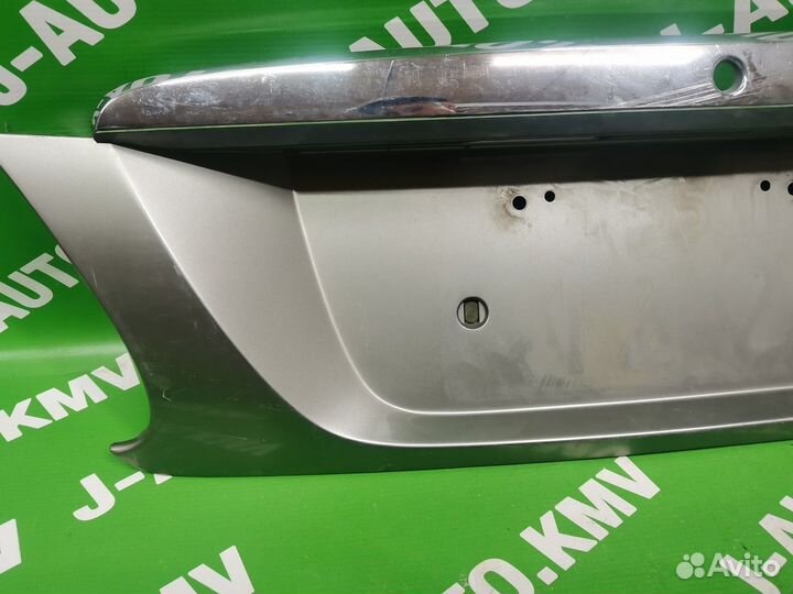 Накладка крышки багажника Nissan Pulsar