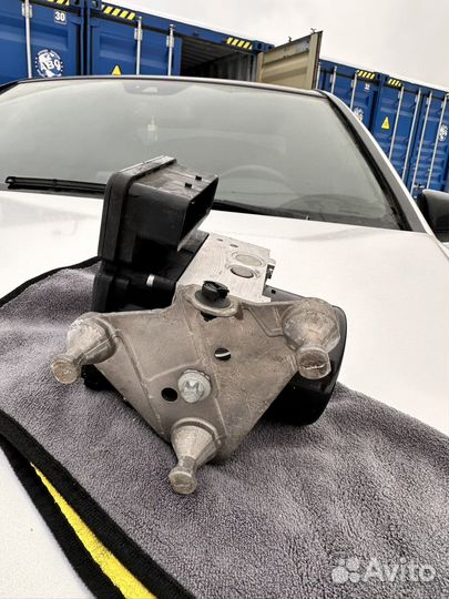 Блок ABS Mercedes-Benz w204 4 matic 3.5