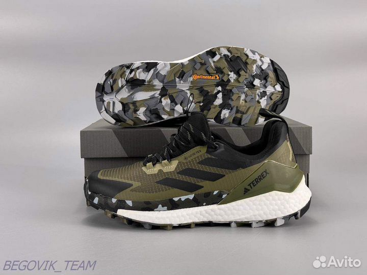 Кроссовки adidas terrex