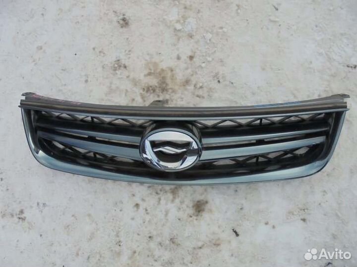 Решетка радиатора Toyota Corolla Fielder NZE141