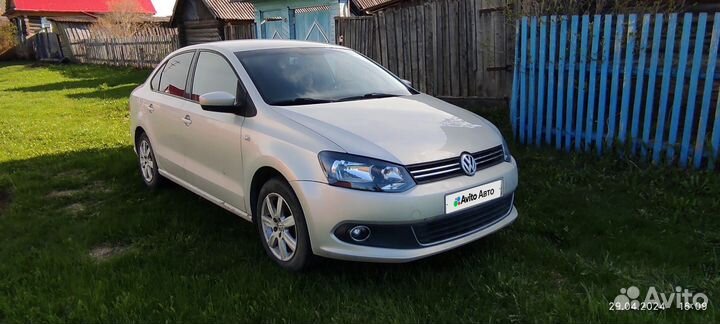Volkswagen Polo 1.6 МТ, 2010, 175 000 км