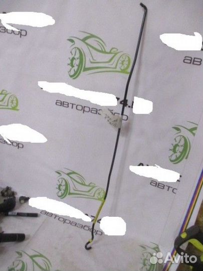 Держатель капота Opel Astra J 2009-2015