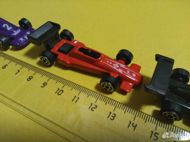 Маленькие гоночные машинки