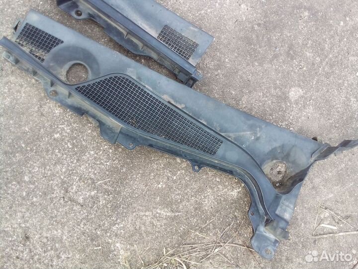 Жабо лобового стекла infiniti m35