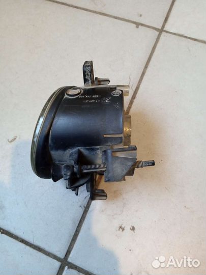 Фара противотуманная на Мерседес