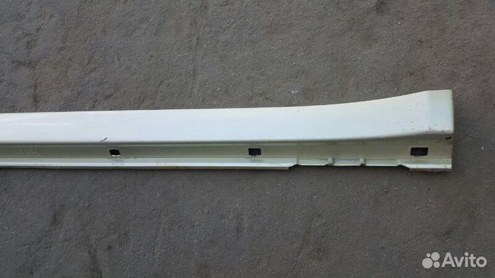 Накладка порога левая Subaru Forester SG5 EJ205 04