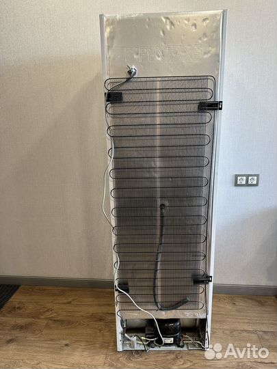 Встраиваемый холодильник beko