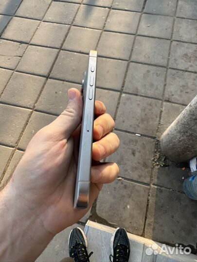 iPhone 15 Pro, 256 ГБ