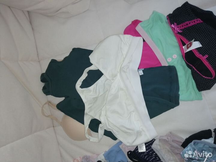 Бюстгальтеры, боди пакетом