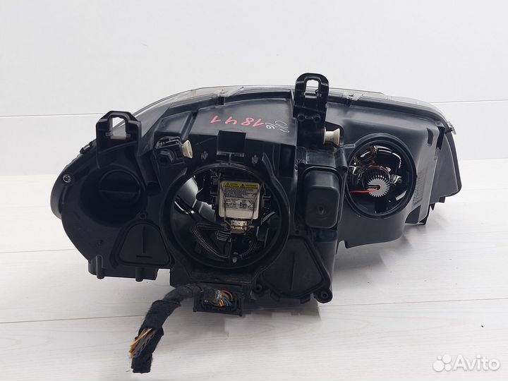 Фара левая BMW X5 E70 ксенон