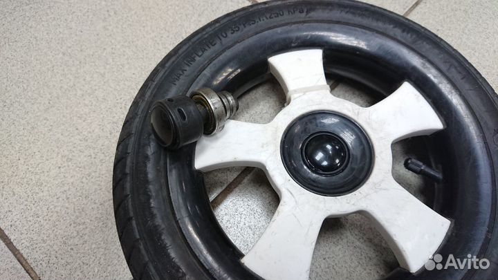 Втулка для колеса детской коляски пластиковая