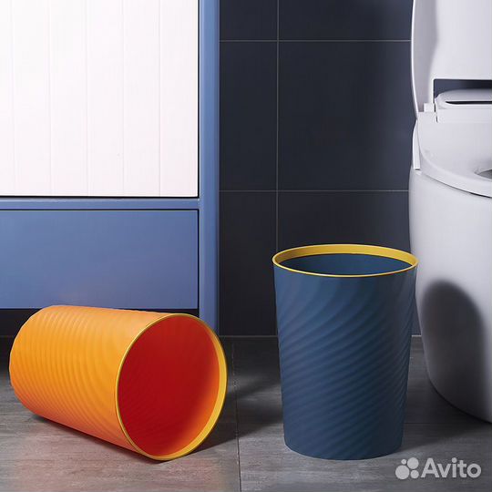 Мусорный контейнер (урна) оранжевый 12 л