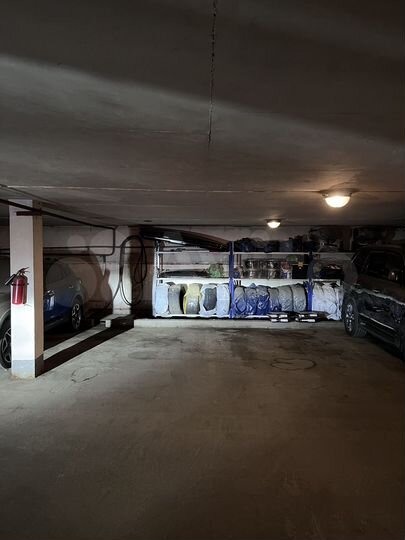 Машиноместо