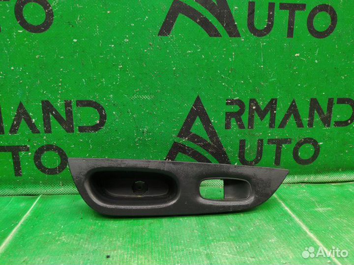 Накладка блока управления стеклоподъемниками