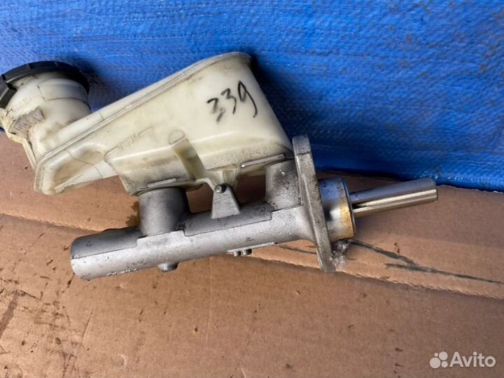 Главный тормозной цилиндр Honda Crosstour TF2