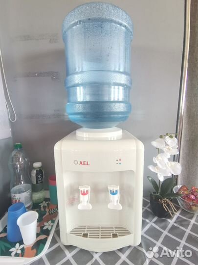 Кулер для воды