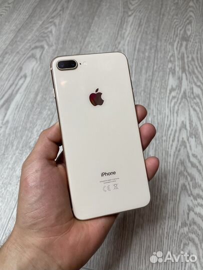iPhone 8 Plus, 64 ГБ