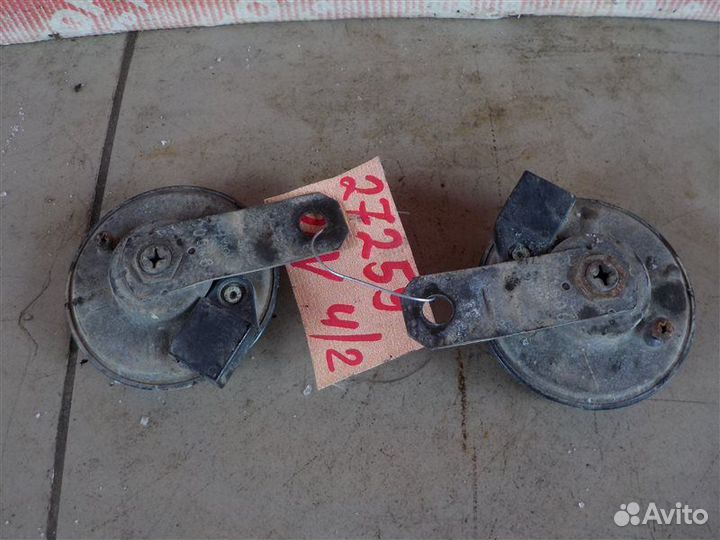 Звуковой сигнал Toyota Rav 4 XA20 1CD FTV 2001