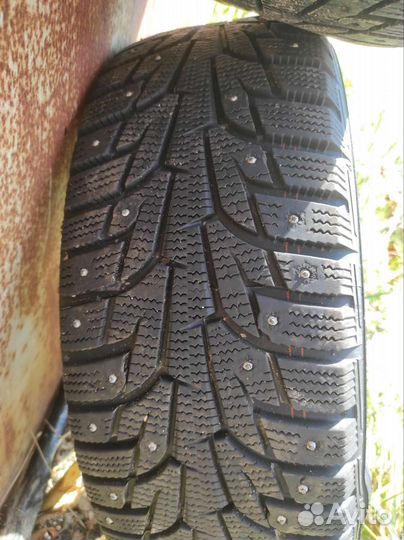 Hankook Winter I'Pike 19.5/55 R15