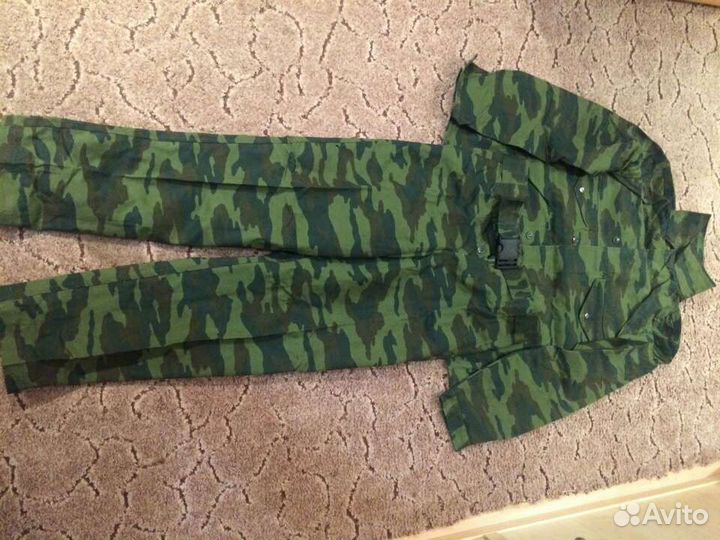 Военный костюм