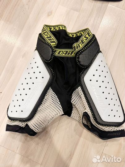 Защитные шорты Dainese Action Short - размер M