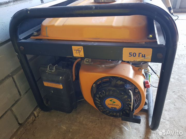 Генератор бензиновый 220В/ 50 Гц. 2,5 кВт