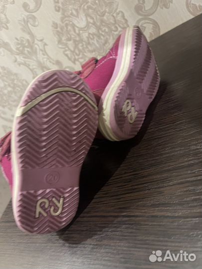 Ботинки для девочки