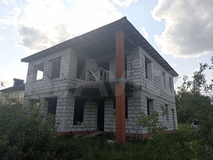 Дом 200 м² на участке 10 сот.