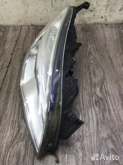 Фара передняя правая Opel Astra J хетчбэк 5-ти дв