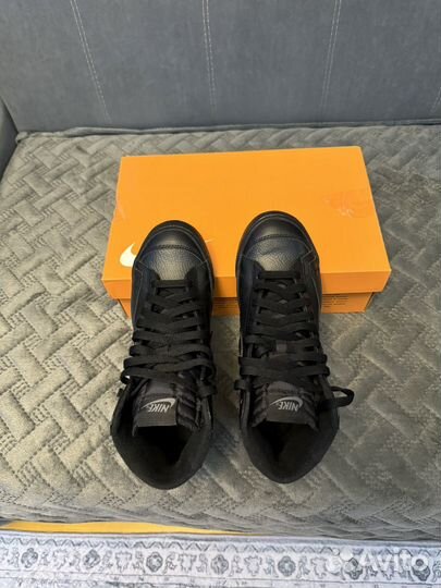 Кроссовки nike blazer mid 77 BL