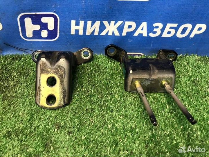 Петля двери задняя правая Infiniti Fx35 S50 3.5